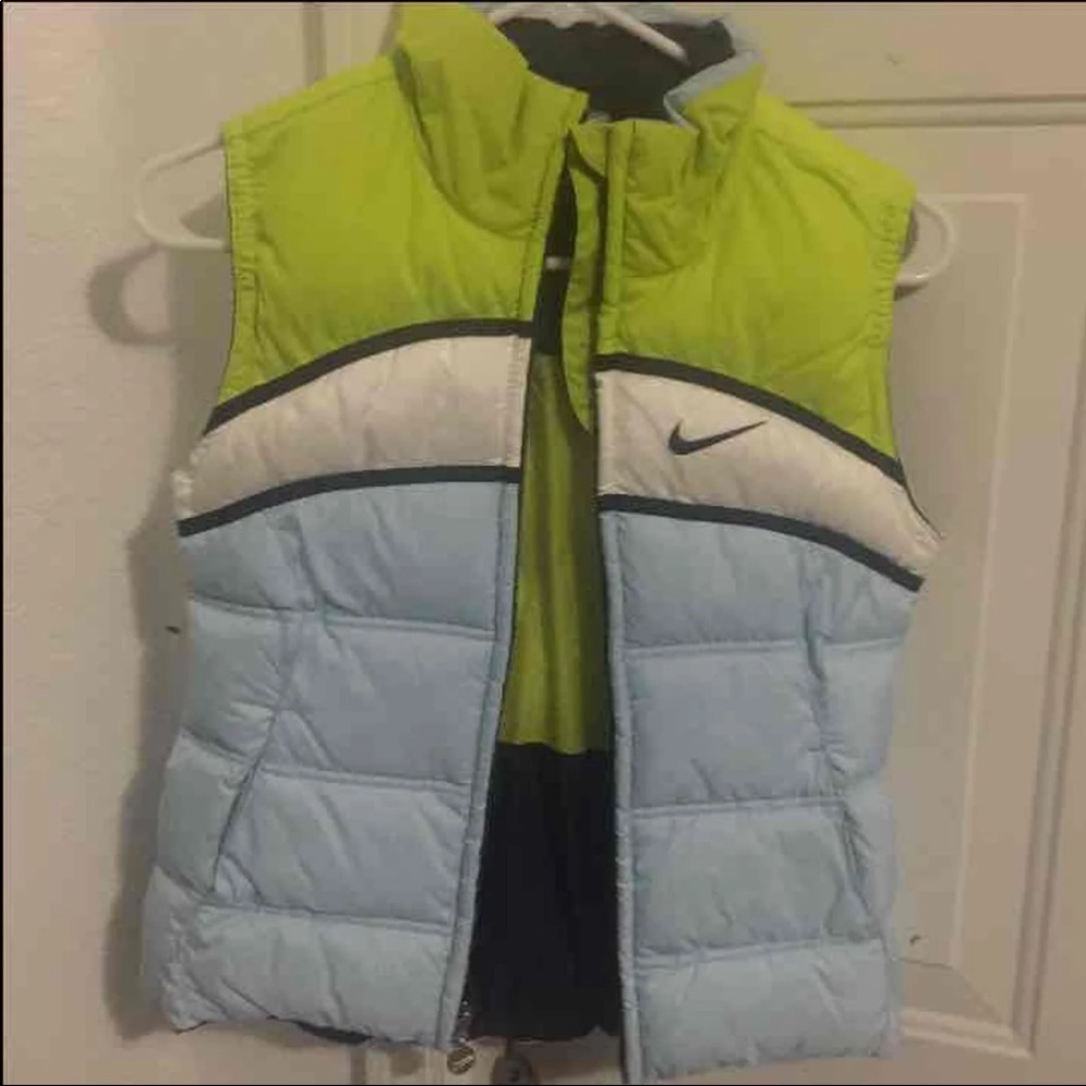 Nike vest